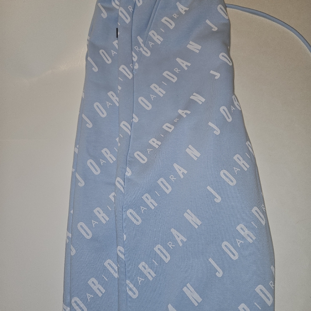 Jordan Essential All Over Print Graphics Fleece Pants - Picture 8 of 16